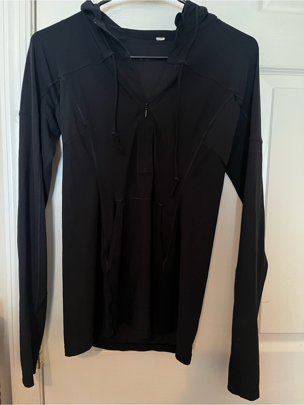 Lululemon Runbeam Hoodie Size 6 Black Run Long Sleeve Swim Surf